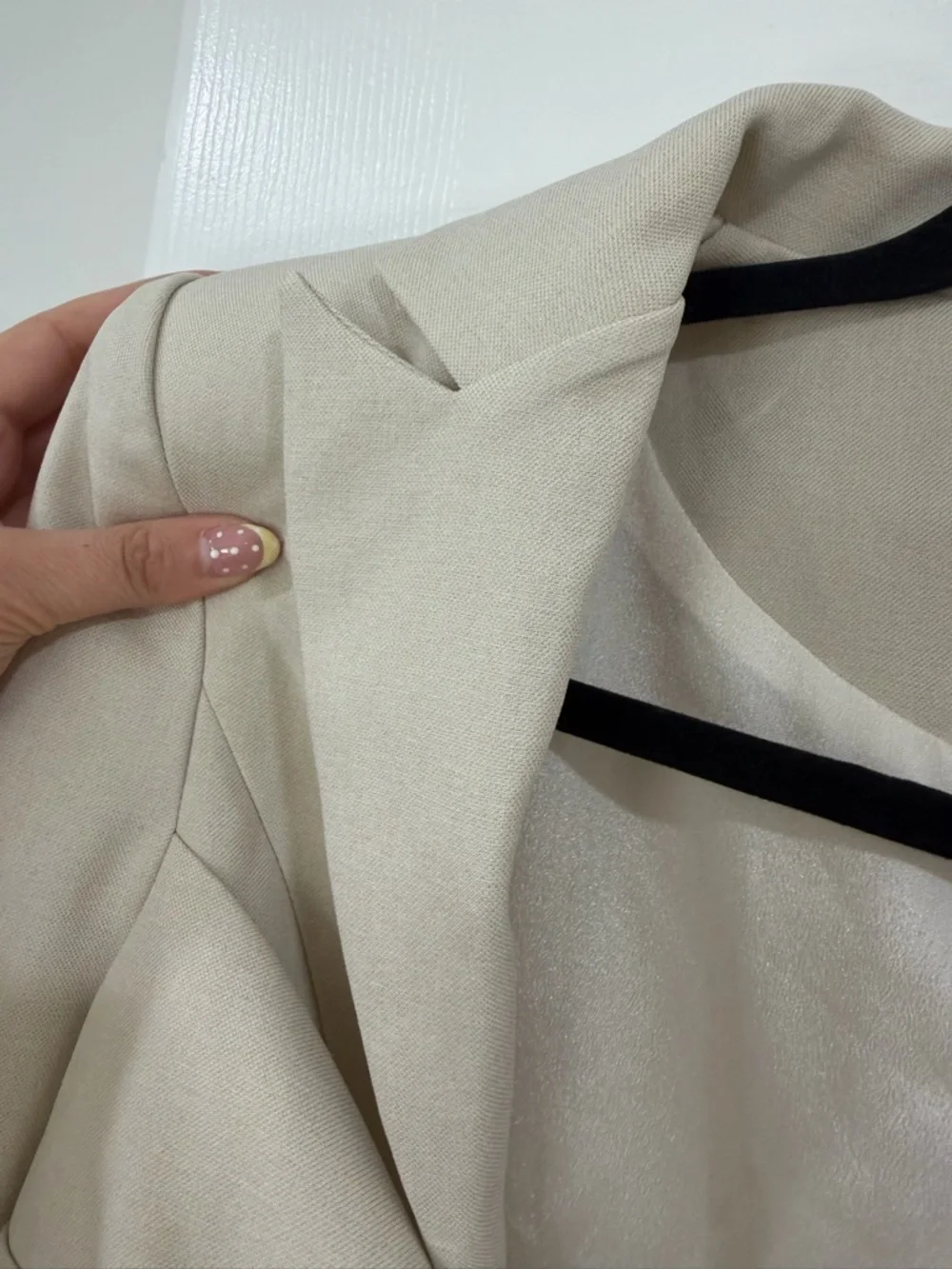 Bobbles & Lace beige blazer lace-up, hollow-out front design size M - Picture 7 of 8